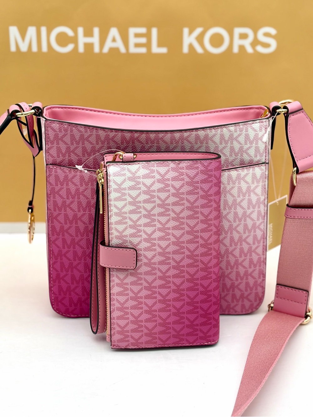 Michael Kors Ombre Pink MK Signature Crossbody with Wristlet Wallet Set - Picture 3 of 16
